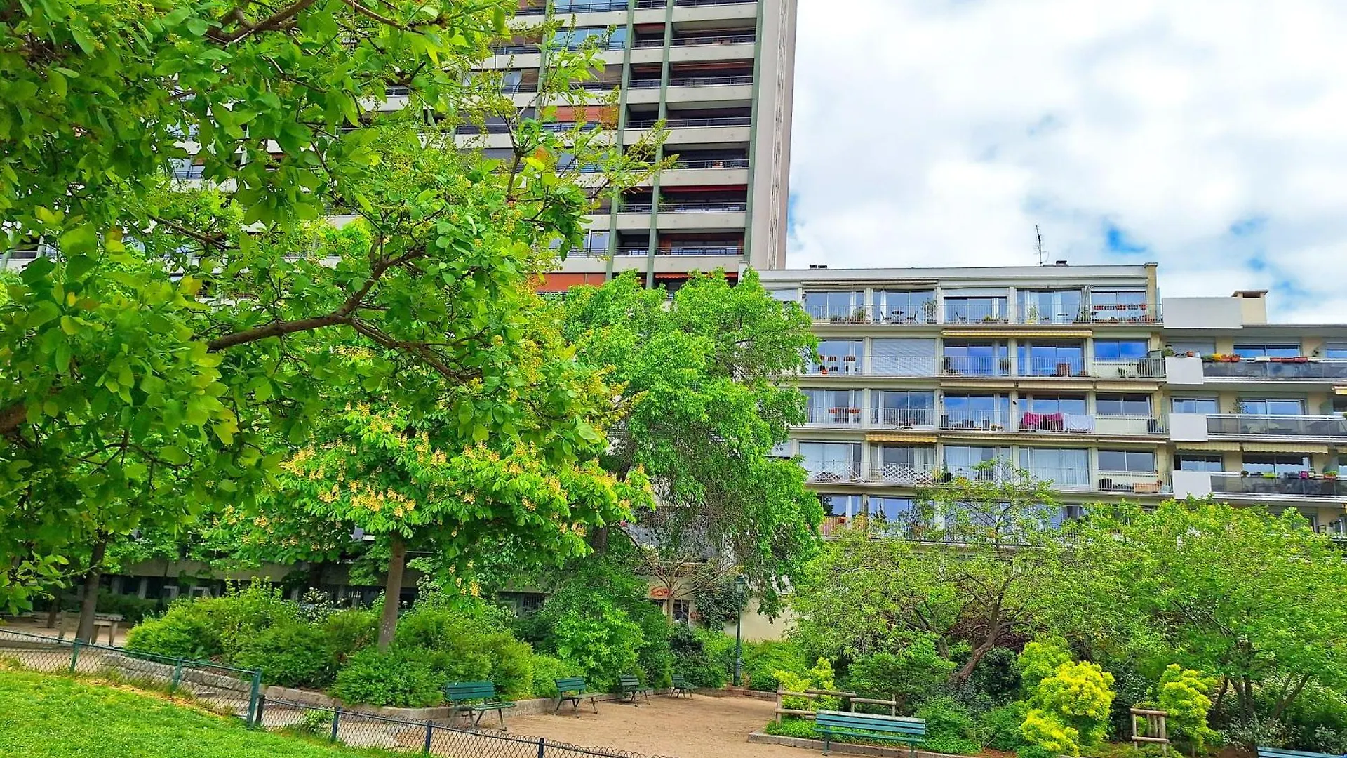 Chic Parisian Studio Retreat Bright Spacious And Secure Parking Διαμέρισμα Παρίσι