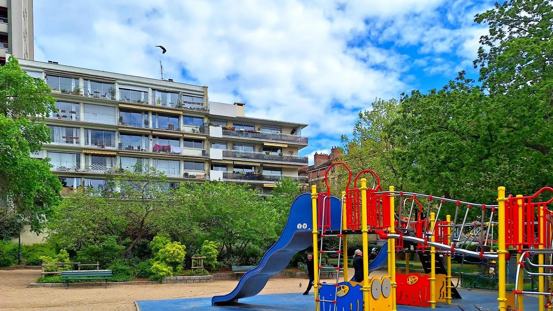 Διαμέρισμα Chic Parisian Studio Retreat Bright Spacious And Secure Parking Γαλλία